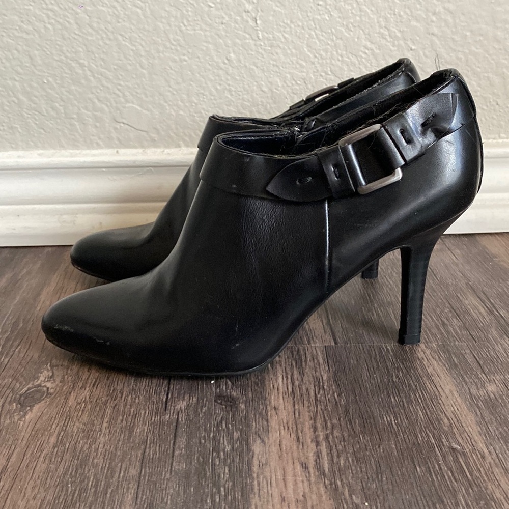 Vintage 90s leather booties by Studio Paolo size 8
